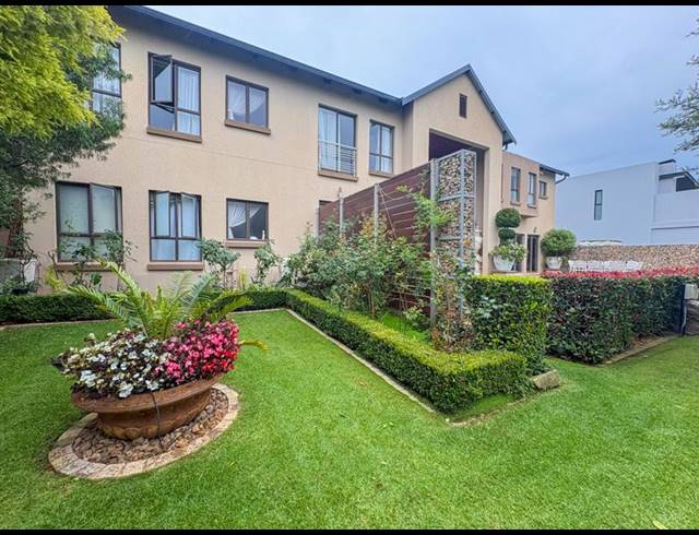 4 BEDROOM HOUSE FOR SALE IN MIDLANDS ESTATE